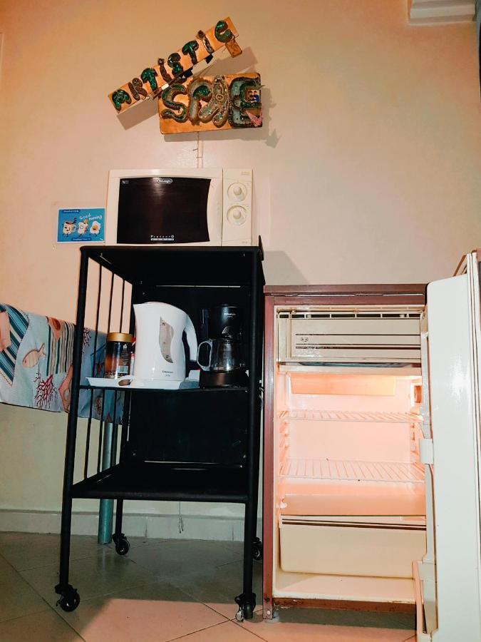 Aertisticspace In The Center 4Bunk Dormroom Танжер Екстериор снимка